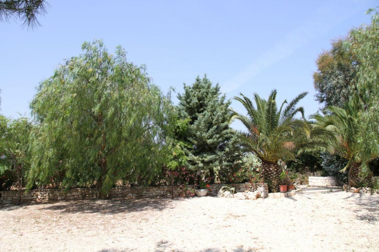 Villa Beatrice Serranova Luaran gambar