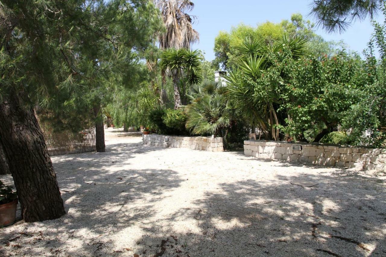 Villa Beatrice Serranova Luaran gambar